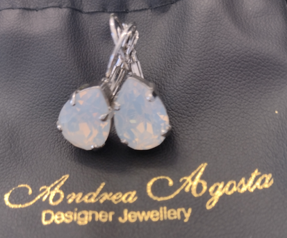 Small pearshape earrings - opal colour