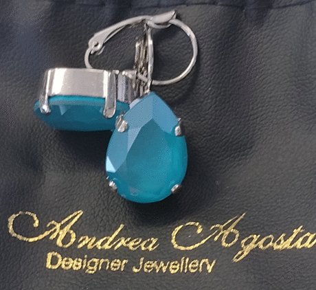 Small pearshape earrings - Azure colour