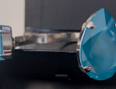 Pearshape cuff - Azure colour