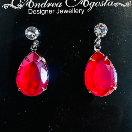 Pearshape stud earrings - Royal red colour